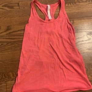 Lululemon tank